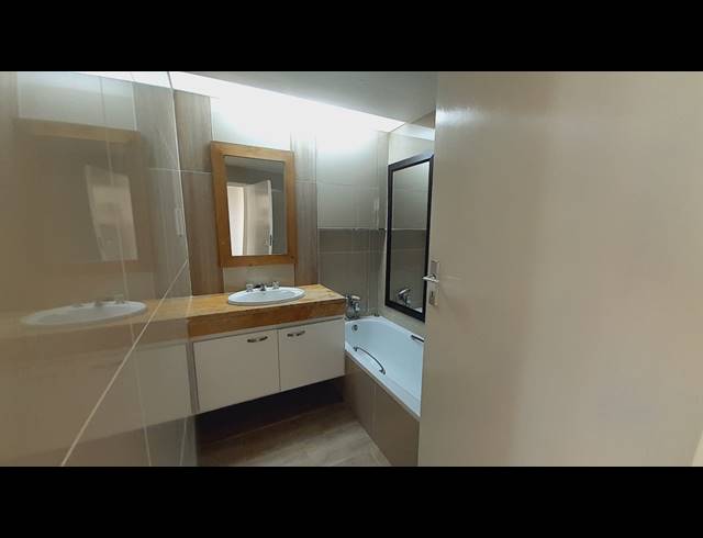 3 BEDROOM APARTMENT TO LET IN UMHLANGA CENTRAL